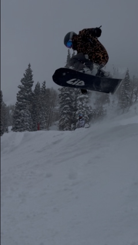 Zachary Shepelsky snowboarding